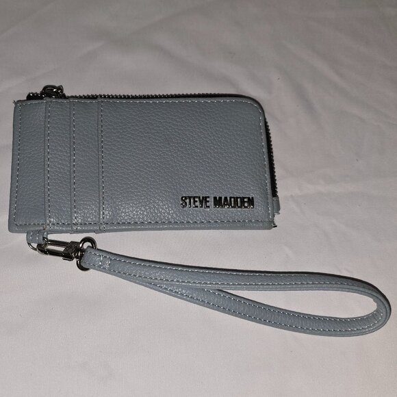 Steve Madden Periwinkle Key and Card Holder Wristlet, NWOT - Picture 1 of 5